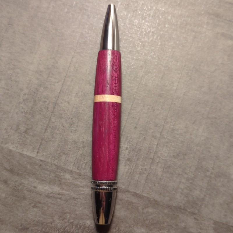 Stylo en bois d’amarante et houx – Écriture élégante et artisanale