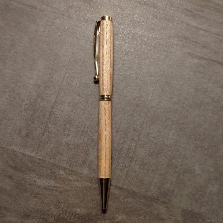 Stylo artisanal en frêne – Stylo en bois fait main