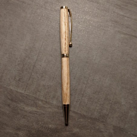 Stylo artisanal en frêne – Stylo en bois fait main