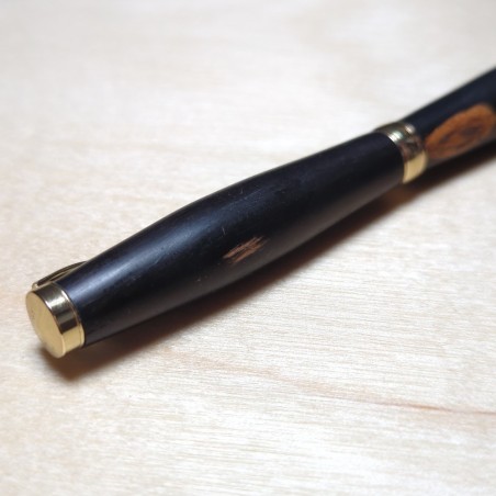 Stylo en Ébène – Élégance et Bois Noble Haut de Gamme