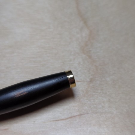 Stylo en Ébène – Élégance et Bois Noble Haut de Gamme