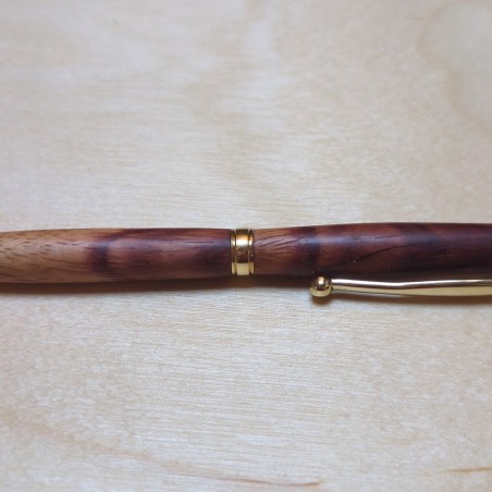 Stylo en Padouk Massif – Bois Rouge Exotique et Raffiné