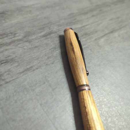 Stylo en bois de Robinier (faux acacia)