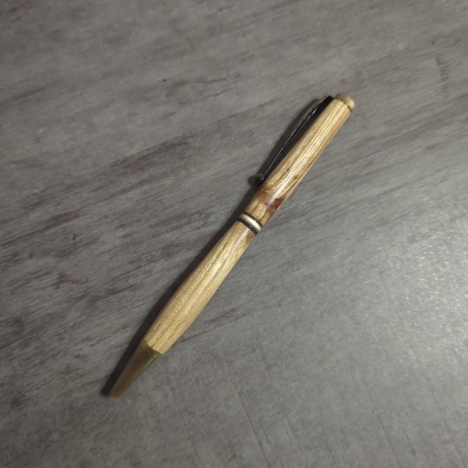Stylo en bois de Robinier (faux acacia)