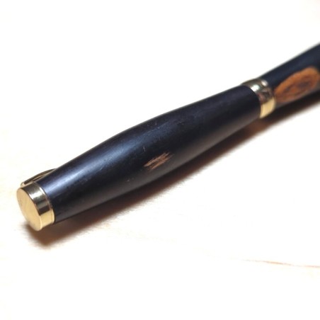 Stylo en Ébène – Élégance et Bois Noble Haut de Gamme