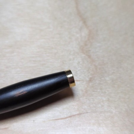 Stylo en Ébène – Élégance et Bois Noble Haut de Gamme