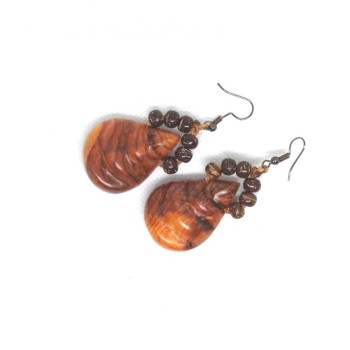 Boucles d’Oreilles en If – Bijoux en Bois Naturel et Élégant